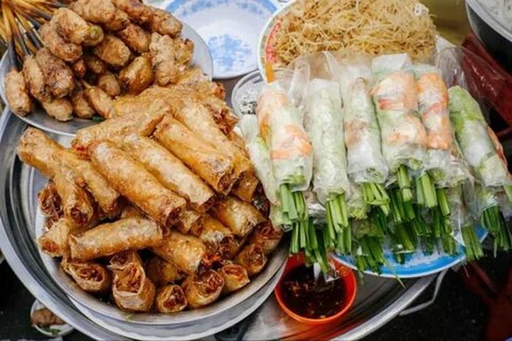 Chuyên gia Hotspot Matrix phân tích: Ai bảo mặc váy đen mùa hè là và marketing video